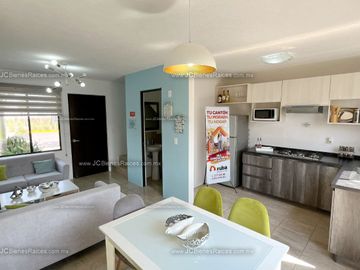 🏡Casa en Venta con Alberca🏊 y Acceso Controlado👮 cerca de Ciudad Industrial🏙️ 💲1,113,000💰✨