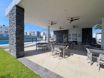 🏡Casa en Venta con Alberca🏊 y Acceso Controlado👮 cerca de Ciudad Industrial🏙️ 💲1,113,000💰✨