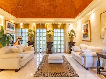 Playacar Stunning Villa For Sale Beach Access