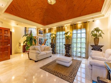 Playacar Stunning Villa For Sale Beach Access