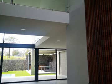 VENDO CASA DE 4 RECAMARAS EN EL BOSQUE COUNTRY CLUB NUEVA Y COLINDA CAMPO D GOLF
