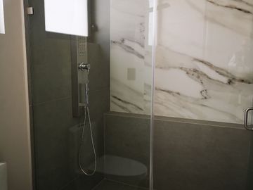 VENDO CASA DE 4 RECAMARAS EN EL BOSQUE COUNTRY CLUB NUEVA Y COLINDA CAMPO D GOLF