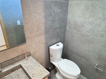 CASA EN VENTA EN LAS CAÑADAS