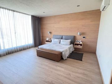 CASA EN VENTA EN LAS CAÑADAS