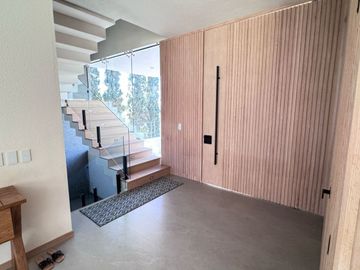 CASA EN VENTA EN LAS CAÑADAS
