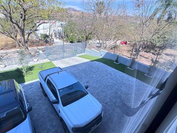 CASA EN VENTA EN LAS CAÑADAS