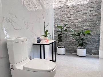 CASA EN VENTA EN LAS CAÑADAS