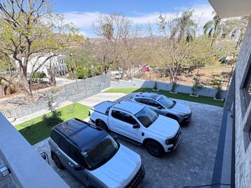 CASA EN VENTA EN LAS CAÑADAS