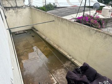 Casa en Renta y Venta Lomas de Tecamachalco 450 m²