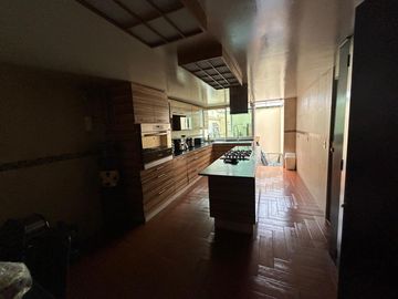Casa en Renta y Venta Lomas de Tecamachalco 450 m²