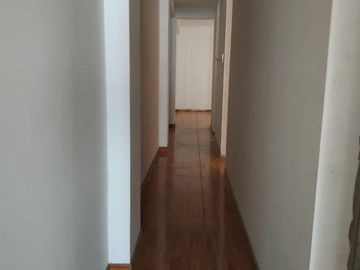 Vendo Departamento en Ate Alpamayo limite La Molina