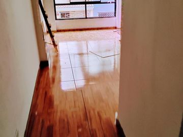Vendo Departamento en Ate Alpamayo limite La Molina