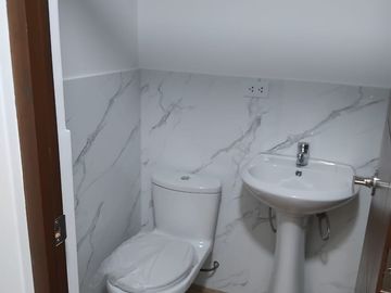 Vendo Departamento en Ate Alpamayo limite La Molina