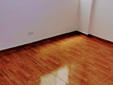 Vendo Departamento en Ate Alpamayo limite La Molina