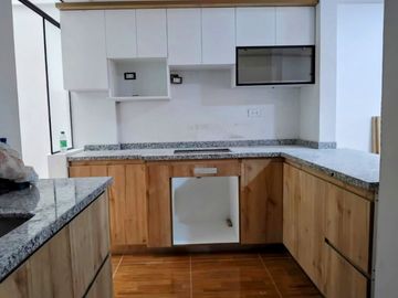 Vendo Departamento en Ate Alpamayo limite La Molina
