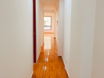 Vendo Departamento ESTRENO  en 3er PISO Ate Alpamayo limite La Molina