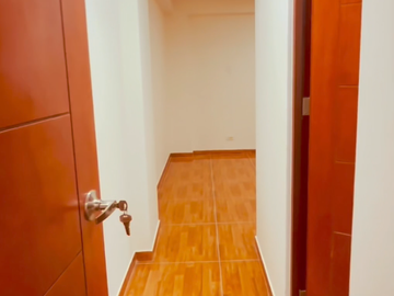 Vendo Departamento ESTRENO  en 3er PISO Ate Alpamayo limite La Molina