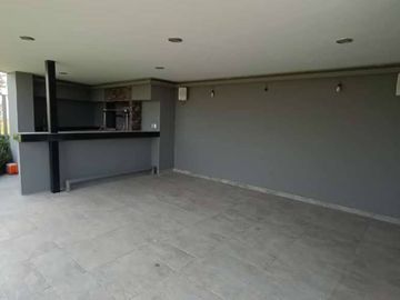 VENDO o RENTO CASA DE 6 RECAMARAS EN EL BOSQUE COUNTRY CLUB