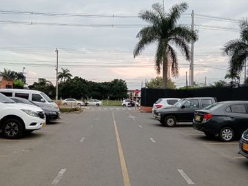 VENTA CASA EN CONJUNTO RESIDENCIAL LA HACIENDA EL PINO - JAMUNDÍ