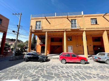 Condo Allende, Estilo Bohemio: Loft Artístico en Barrio Creativo