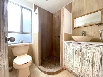 Condo Allende, Estilo Bohemio: Loft Artístico en Barrio Creativo