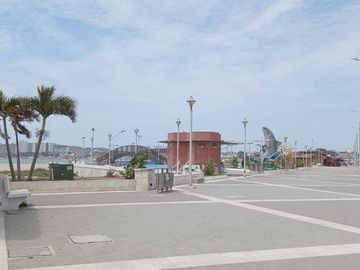 Se Vende Amplia casa en Playas