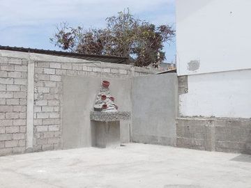 Se Vende Amplia casa en Playas