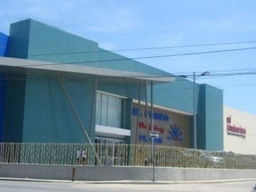 Se Vende Amplia casa en Playas