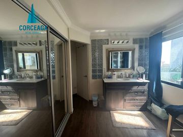 VENTA DE CASA EN COLINAS DE AGUA CALIENTE ZONA DORADA