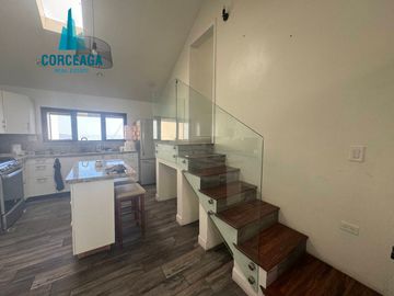 VENTA DE CASA EN COLINAS DE AGUA CALIENTE ZONA DORADA