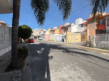 CASA EN VENTA, RINCONADA LOS ARCOS 2 PUEBLA.
