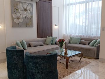 SE VENDE CASA EN PORTÓN DEL RÍO