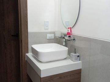 SE VENDE CASA EN PORTÓN DEL RÍO