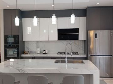 SE VENDE CASA EN PORTÓN DEL RÍO
