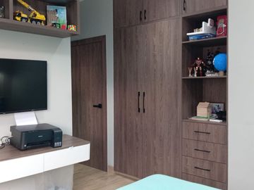 SE VENDE CASA EN PORTÓN DEL RÍO