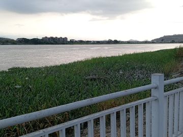 SE VENDE CASA EN PORTÓN DEL RÍO