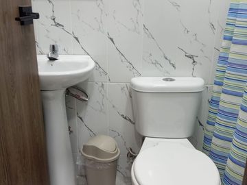 SE VENDE CASA EN PORTÓN DEL RÍO
