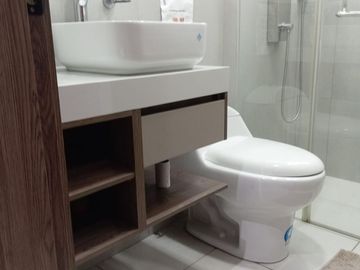 SE VENDE CASA EN PORTÓN DEL RÍO