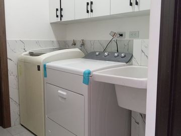 SE VENDE CASA EN PORTÓN DEL RÍO