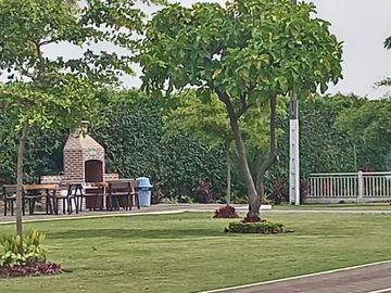 SE VENDE CASA EN PORTÓN DEL RÍO