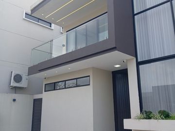 SE VENDE CASA EN PORTÓN DEL RÍO