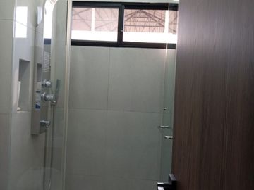 SE VENDE CASA EN PORTÓN DEL RÍO