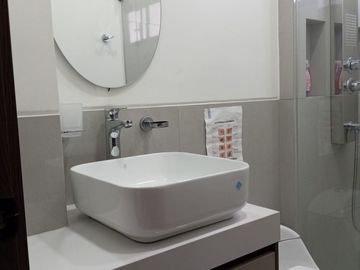 SE VENDE CASA EN PORTÓN DEL RÍO