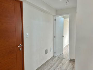 Surquillo VENTA Departamentos Proyecto en La Calera