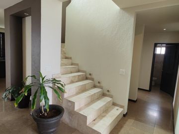 Venta de Casa en Real del Mar, Tijuana. Seguridad. Casa  club.3 Rec. Patio.