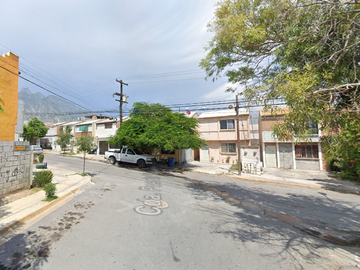 CASA EN VENTA COL RESIDENCIAL CUAUHTEMOC SANTA CATARINA NUEVO LEON