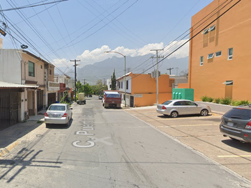 CASA EN VENTA COL RESIDENCIAL CUAUHTEMOC SANTA CATARINA NUEVO LEON