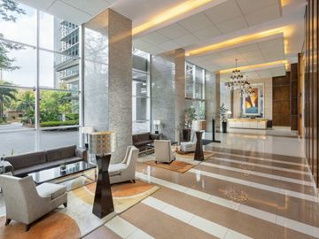 The St. Francis Shangri-La Place Tower 1 - 1 Bedroom Condo Unit with Balcony & 1 Parking Space