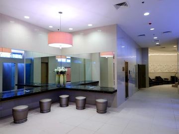 The St. Francis Shangri-La Place Tower 1 - 1 Bedroom Condo Unit with Balcony & 1 Parking Space