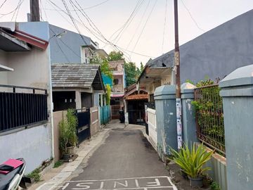 Dijual Rumah Sangat Strategis di Bekasi Barat